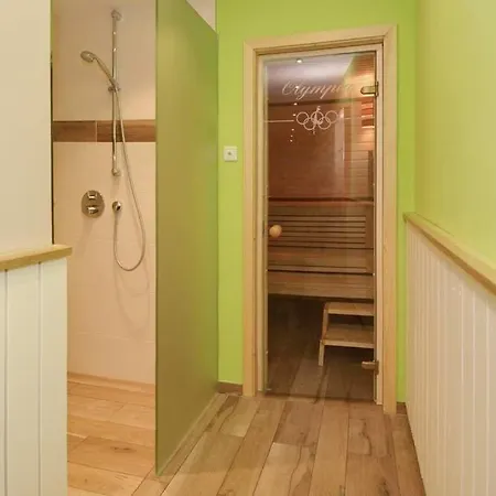 Olympia Haus 3, Whg 28 *