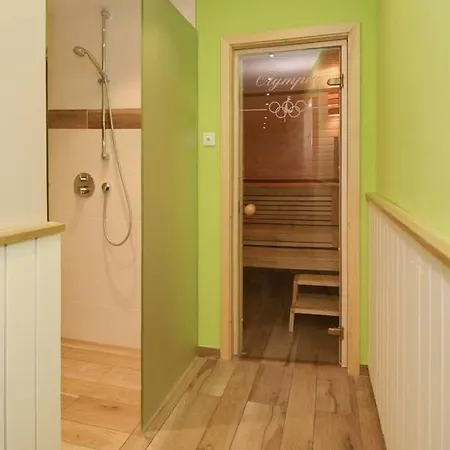 Olympia Haus 3, Whg 28 *